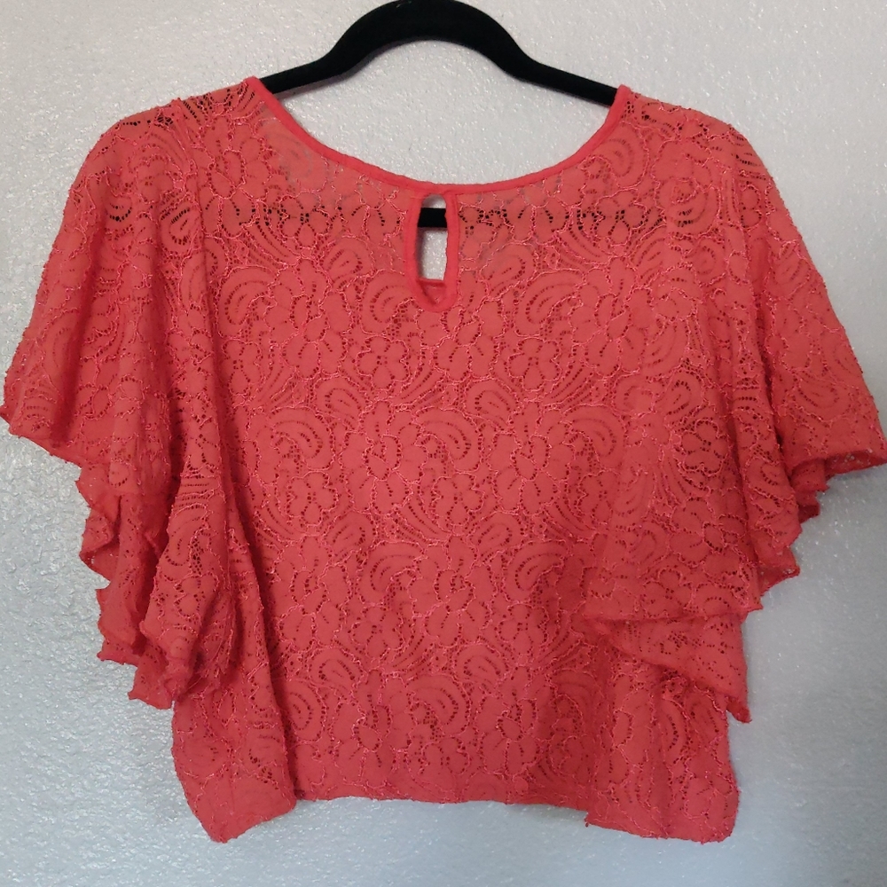 Lace blouce - Picture 2 of 3